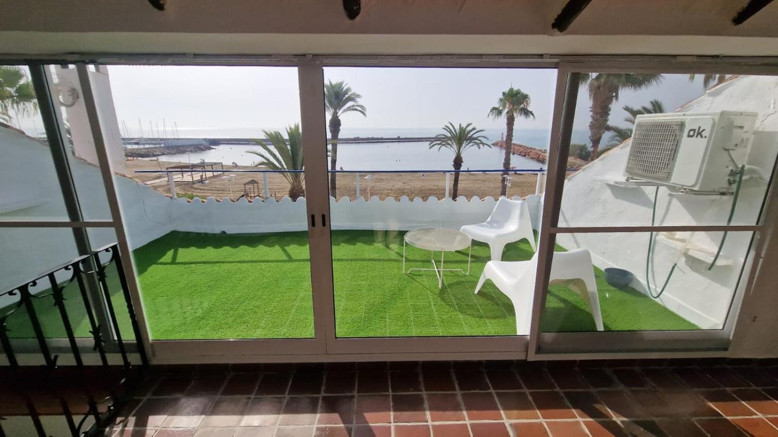 Beachfront Vila Valencia Exterior foto