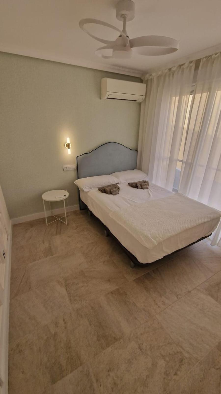 Beachfront Vila Valencia Exterior foto